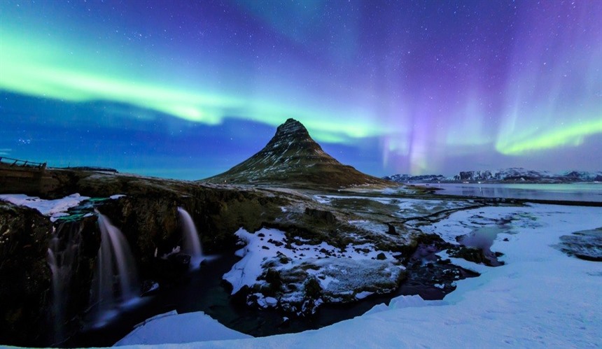 Northern lights myths from around the world : Section 4