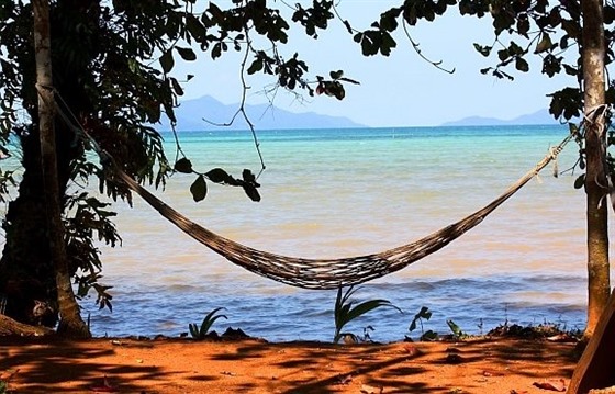 Escape to Cambodia's secret beach retreats : Section 5