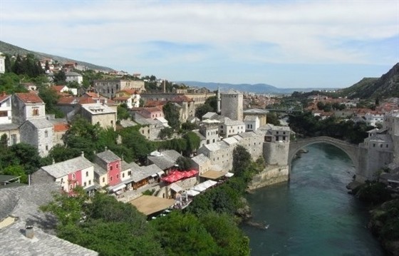 After the war: retracing childhood footsteps in Mostar : Section 5