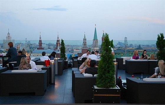 The O2 Lounge at the Ritz-Carlton, Moscow by Mispahn