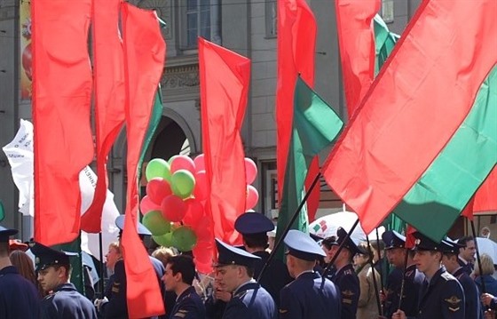 Victory day in Minsk, a very Belarusian celebration : Section 2