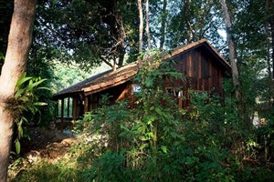 Forest Floor Lodge - exterior
