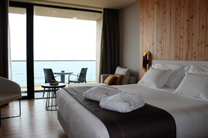 Bedroom at Hotel Pedras Do Mar