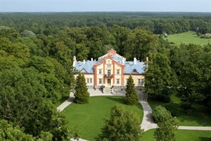 Aerial view of Padaste Manor