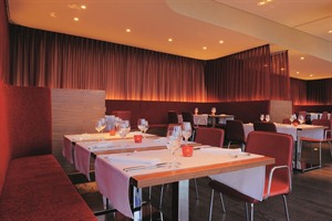 Radisson Hotel - restaurant