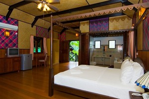 Sepilok Nature Resort - chalet interior