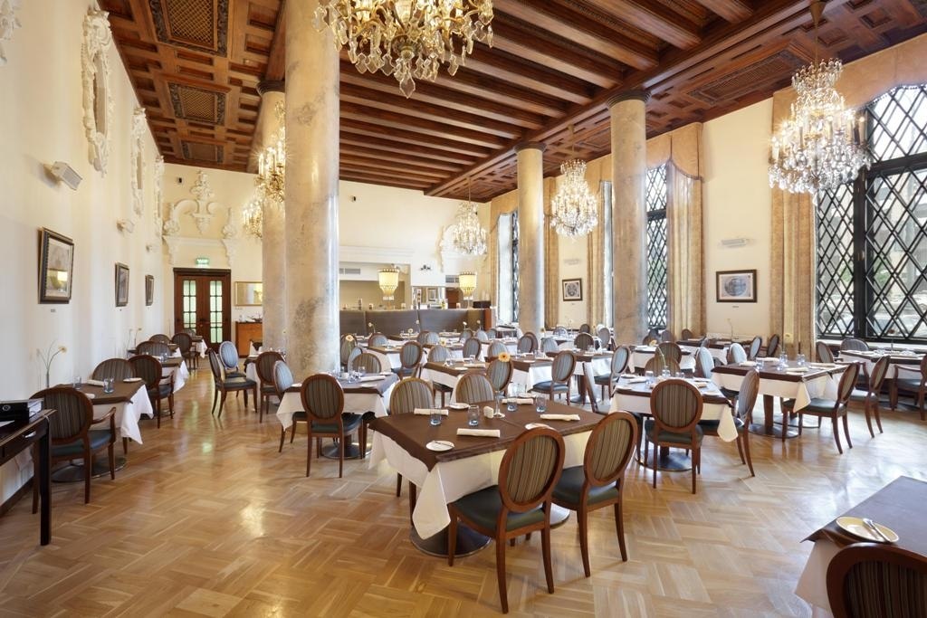 Hilton Moscow Leningradskaya | Moscow | Regent Holidays