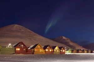 Longyearbyen under the polar night
