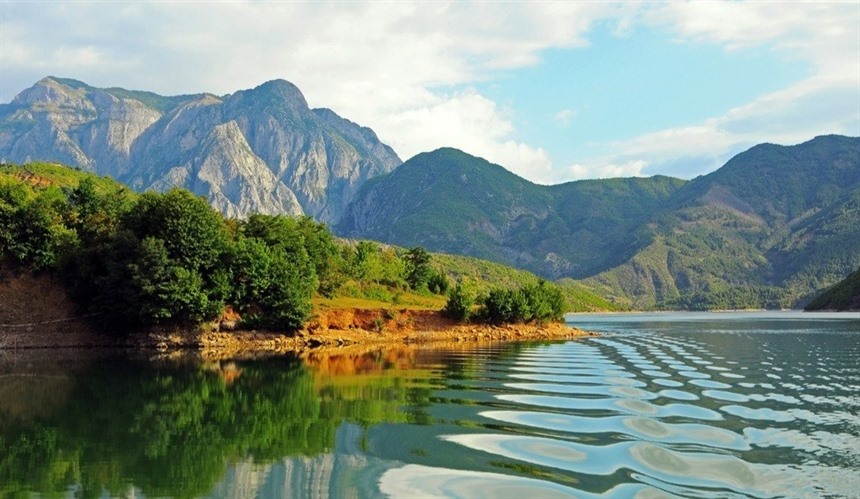 10 Reasons you should visit Albania now : Section 2