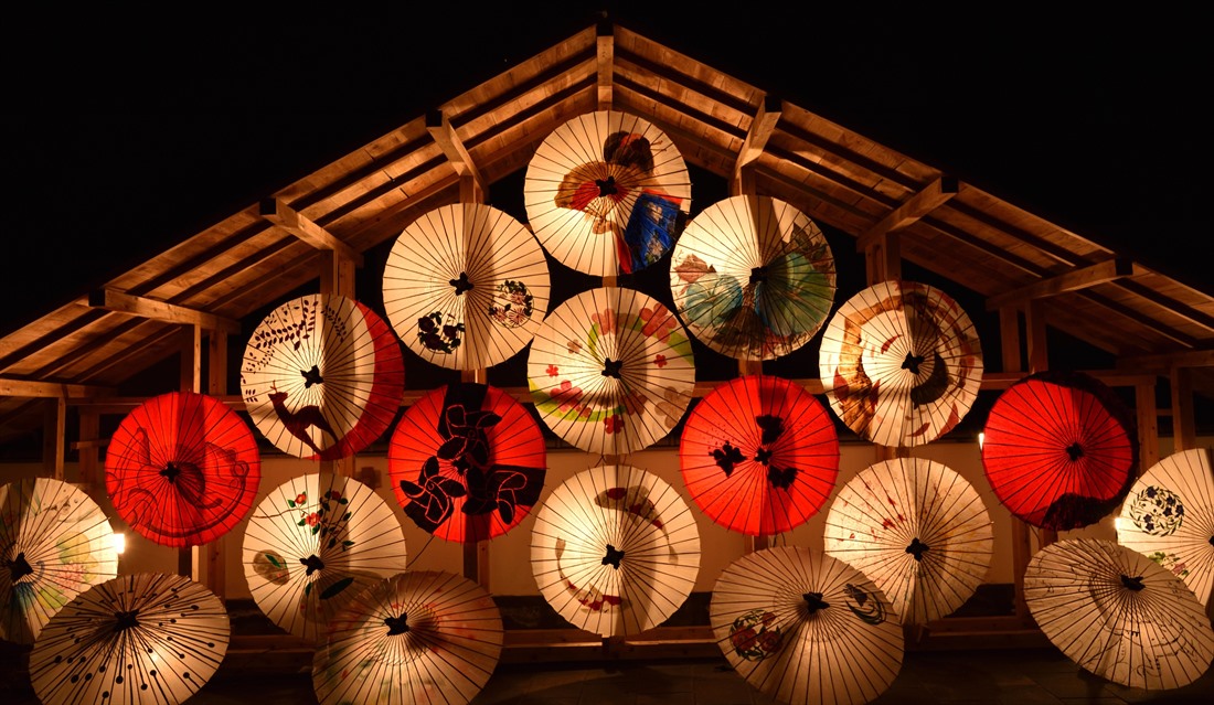 Hyakkahyakusai Lantern Festival in Yamaga, Kumamoto Prefecture