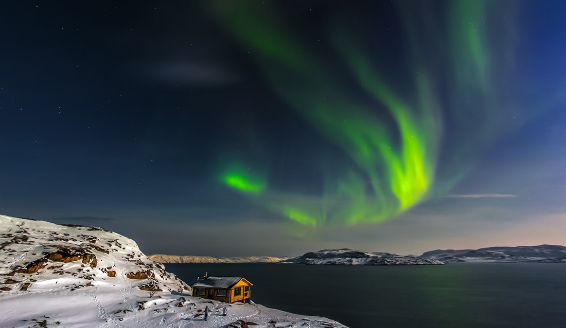 For the northern lights, Murmansk in the winter easily gives Scandinavia a run for its money. © Shutterstock/Olga Kovalova