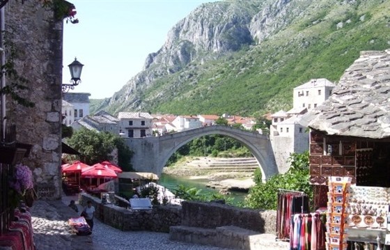 After the war: retracing childhood footsteps in Mostar : Section 2