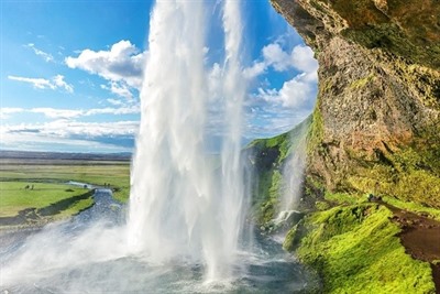 Top reasons to visit Iceland in summer