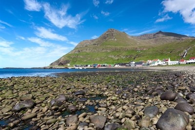 Time to play Faroe (Islands)