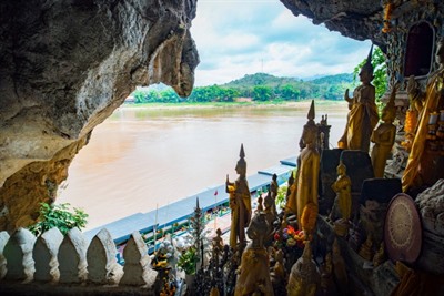 Pak Ou Caves