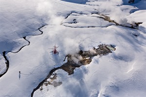 Glacier Landing Helicoper Tour. Credit: Rafn