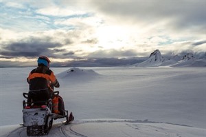 Glacier Snowmobile