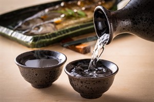 Sake-Tasting