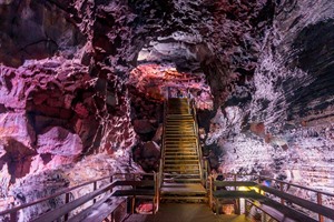 Lava Cave - Raufarhólshellir