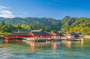 Itsukushima shrine on Miyajima island