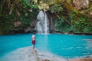 Kawasan Waterfalls