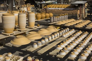 Onta Pottery Village