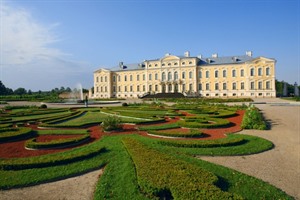 Rundale Palace & Bauska Castle Excursion 1