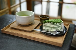 Matcha-flavoured pastries