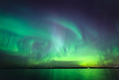 Aurora Borealis Picnic – To the wilderness by car