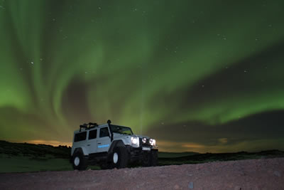 Northern Lights Superjeep Hunt