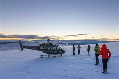 Volcanoes & Glaciers Helicopter Tour