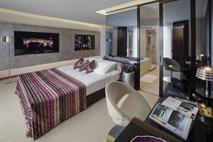 11 Mirrors Design Hotel - signature premium room