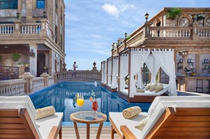 Anik Palace Hotel - Rooftop Swimming Pool