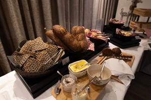 Arctic Aurora Express overnight coach 5