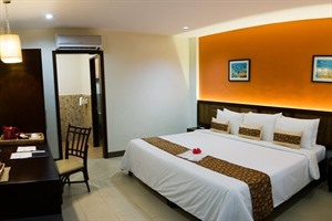 Bohol Beach Club, Super King Room