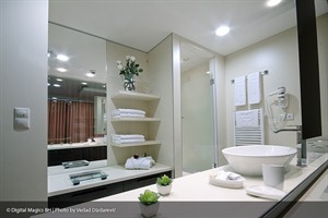 City Boutique Hotel - Bathroom