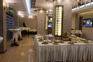 Buffet at City Palace Hotel