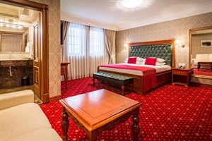 deluxe double room