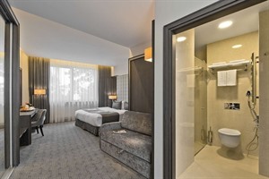 Congress Avenue Hotel 6