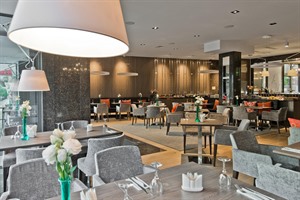 Congress Avenue Hotel 8