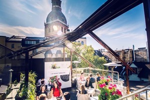 Dome Hotel - rooftop terrace