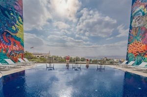 DoubleTree by Hilton 3