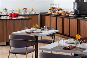 DoubleTree by Hilton Shymkent - Breakfast