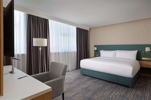 DoubleTree by Hilton Shymkent - Guest Room