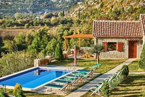 Pool at Eco Resort Cermeniza