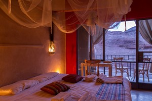 Feynan Eco-lodge - Deluxe Room