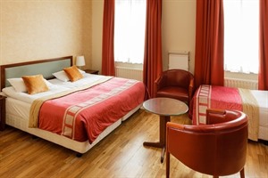 Fosshotel Raudara - Triple Room