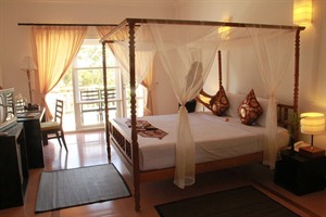 Frangipani Villa Hotel, Siem Reap - Pool View room
