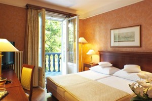 Room with street-view and balcony at Grand Hotel Toplice