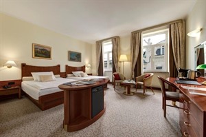 Grand Union Hotel - Deluxe Room